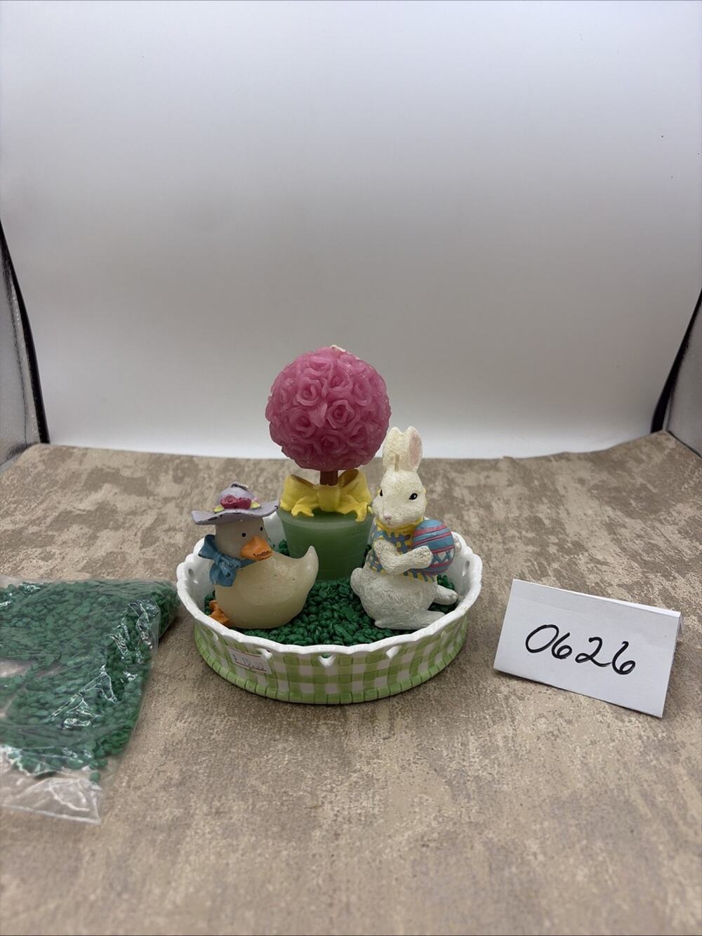 Easter Avon Spring decor Bunny Chicks 3 Easter Candles In Porcelain Container